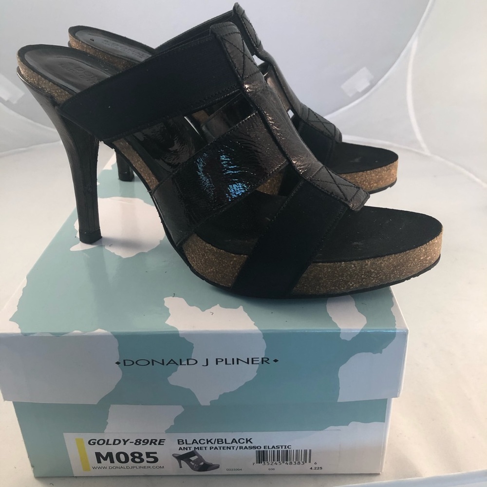 Black Patent And Fabric Platform Slides Size 8.5 - image 2